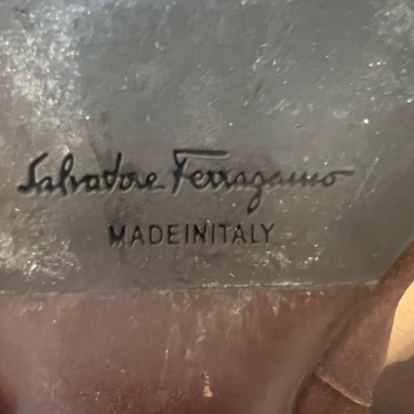 Salvatore Ferragamo Brown Suede Ankle Boots vintage’s - Picture 13 of 14